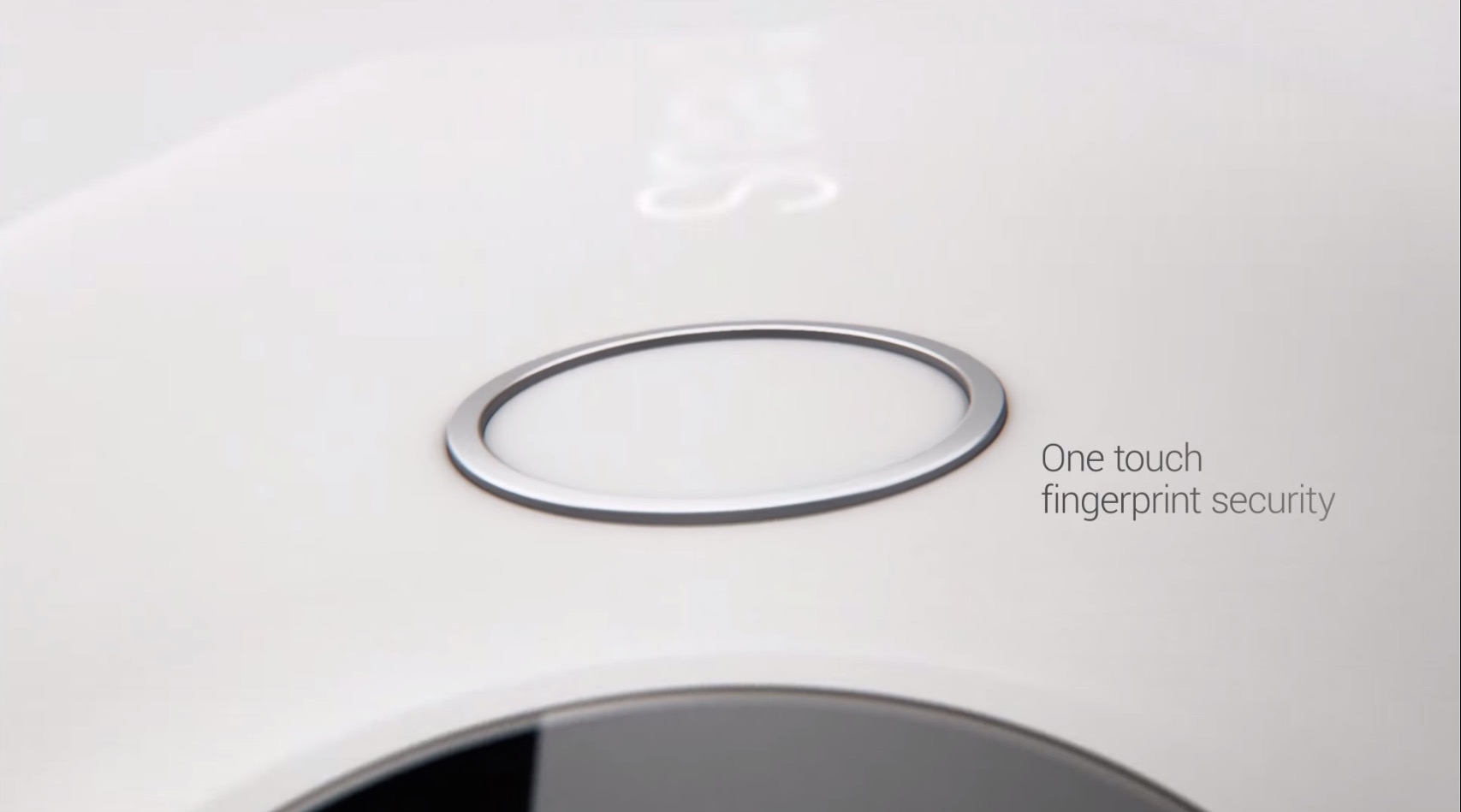グーグル、「Nexus 5X」を発表 10月発売で価格は379ドル、指紋認証/USB-C対応
