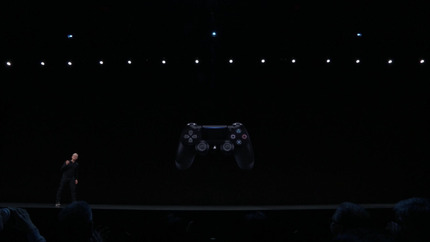 Ios 13もps4のコントローラに対応 リモートプレイでiphoneがモバイルps4に