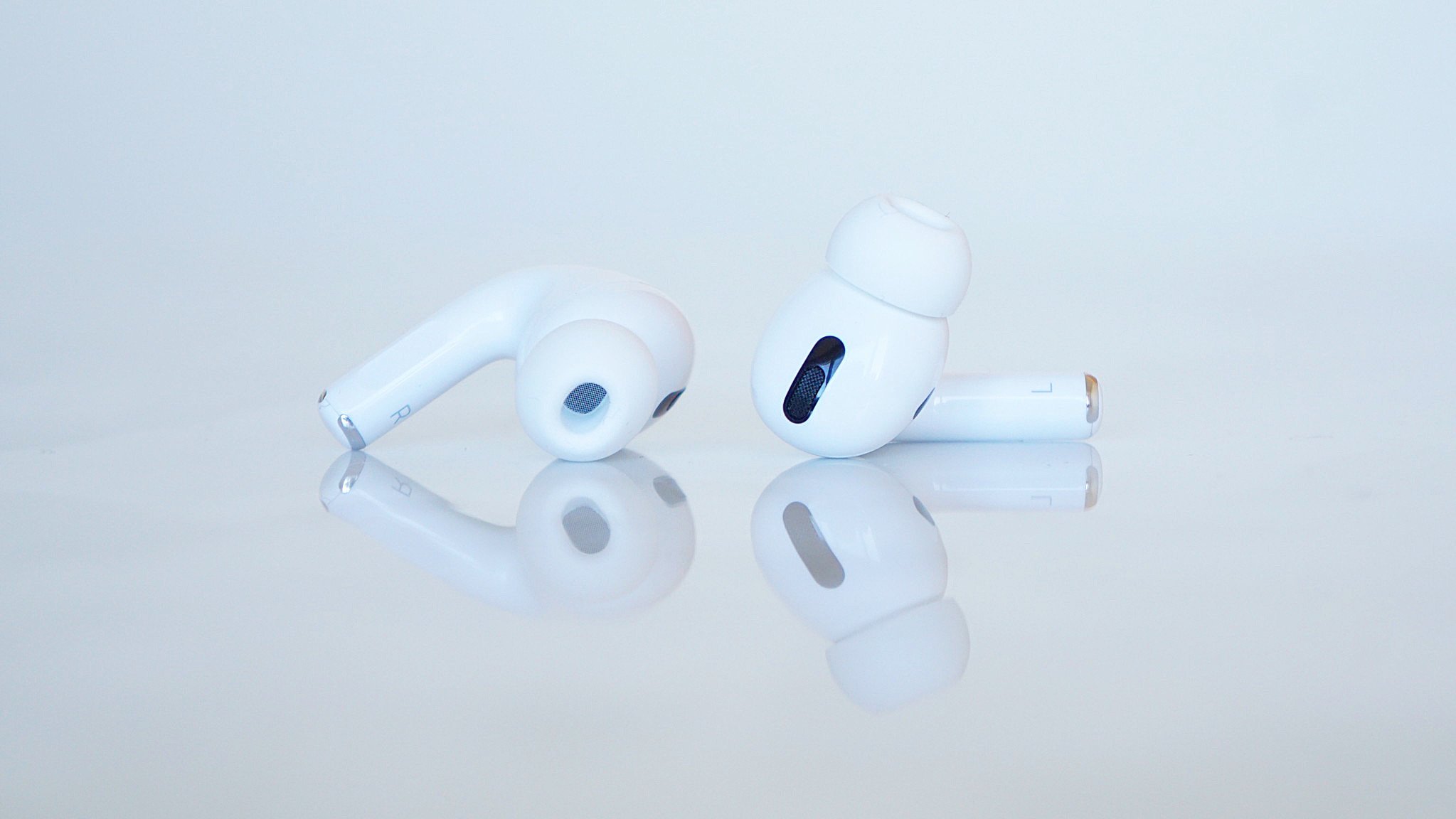 AirPods Pro レビュー - 音質・音漏れ・遅延