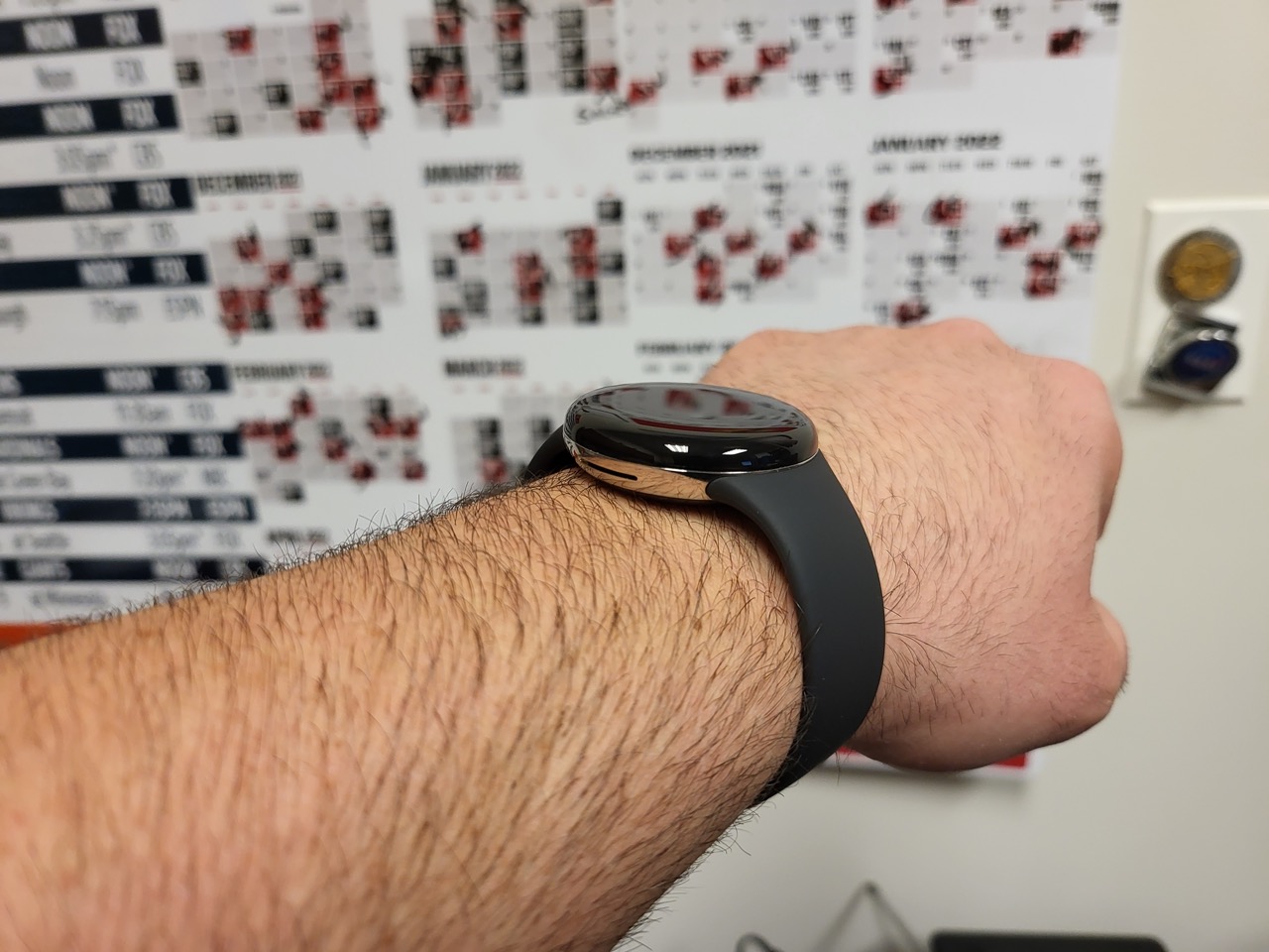 Pixel Watchの装着写真が公開。「これまでの時計で最も快適」と高評価