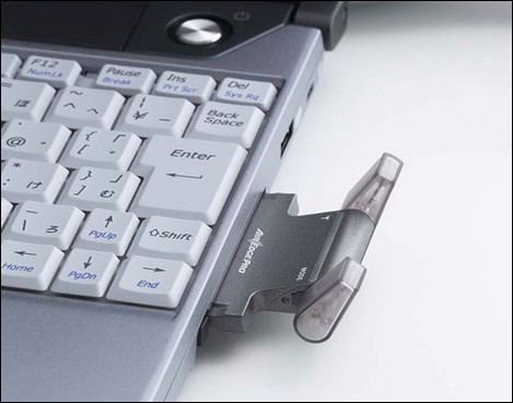 ウィルコム、8xパケット定額を月額約6000円で利用できるキャンペーン