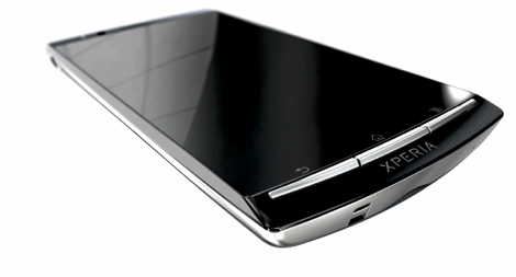 Xperia arcはauから発売?