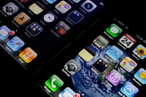 ソフトバンク、900MHzの獲得で7月末からiPhoneを含む現行機種において電波改善へ。