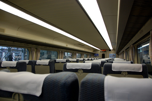新幹線全停車駅でのLTE通信速度・利用可能地点ともにソフトバンクがトップ。