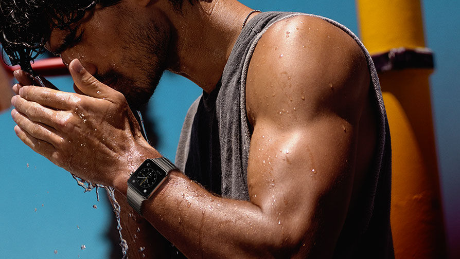 Apple Watch、やはり防水ではなく防滴仕様に。電池の持ち時間は1日程度