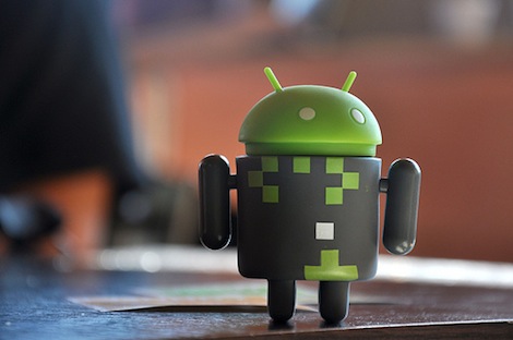 ドコモ、4機種のAndroid 4.0アップデート提供時期を延期
