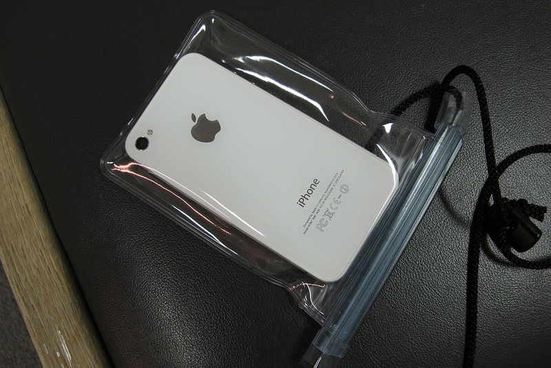iPhoneを防水にしてくれるサービスが2013年7月より開始!