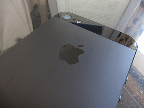Apple、2013年8月にiPhone5Sと廉価版iPhoneを発売かーアナリスト予測