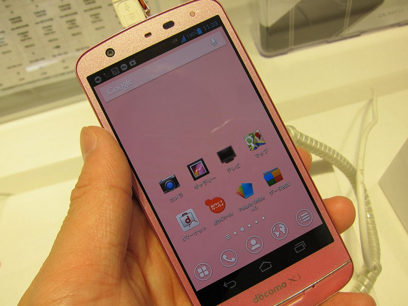 【画像・動画あり】MEDIAS X N-06Eをスマートフォンラウンジで触ってきた!