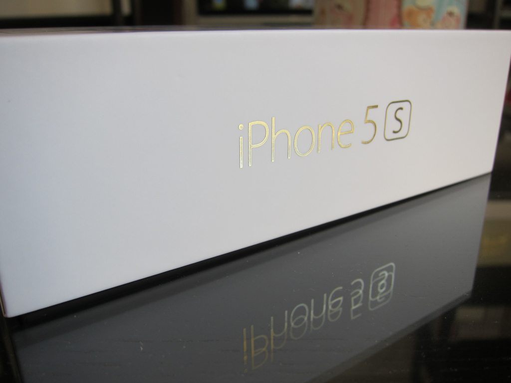 【販売ランキング】iPhone 5sの発売3週目はドコモが1位、2位独占にーBCN調べ