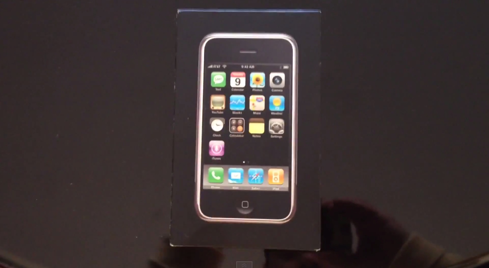 初代iPhone（2G）のパッケージ